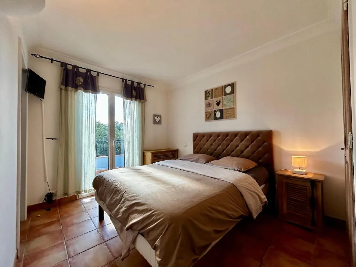 Holiday home Marinabay 5 Villa Grimaud