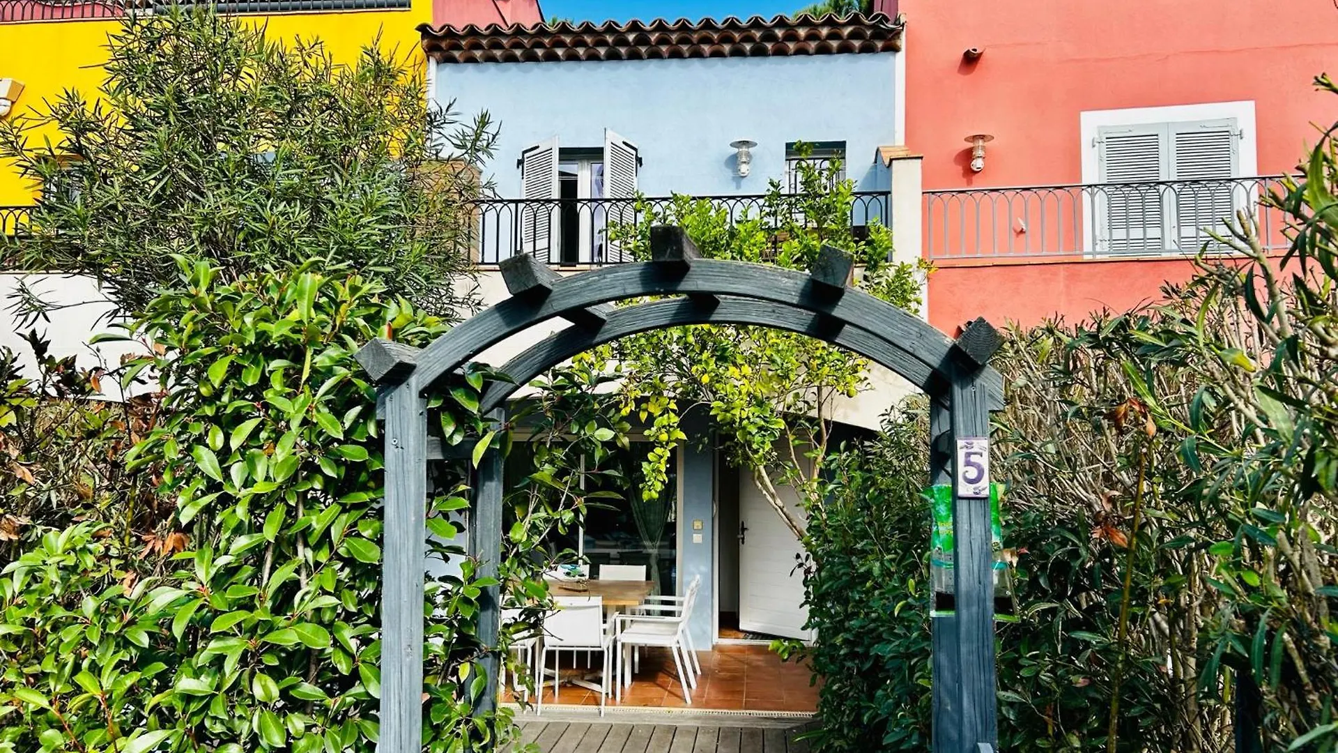 Holiday home Marinabay 5 Villa Grimaud